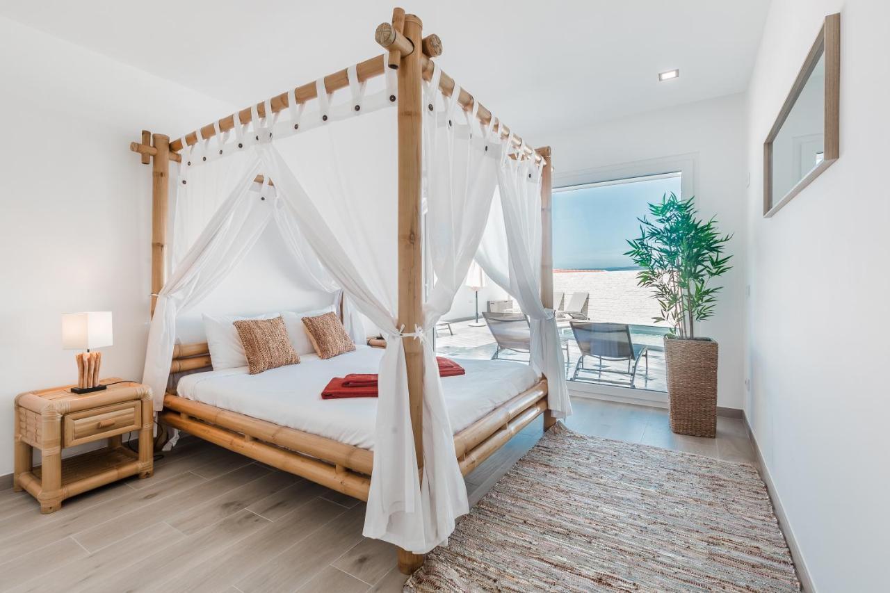 Beach Villa With Ocean View Lourinha  Exterior photo